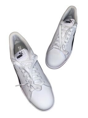 Brand New in Box Men’s Puma White/Black Lace Up Sneakers, Size 10.5